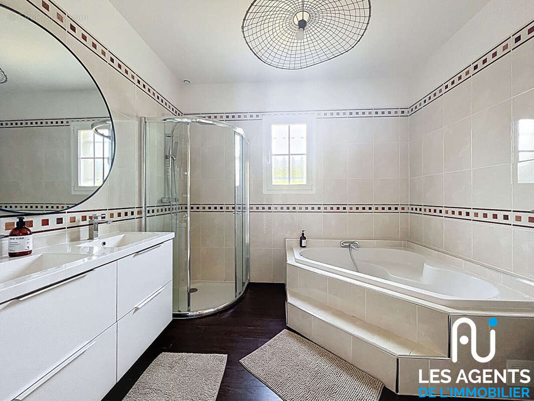 Maison à MEUNG-SUR-LOIRE