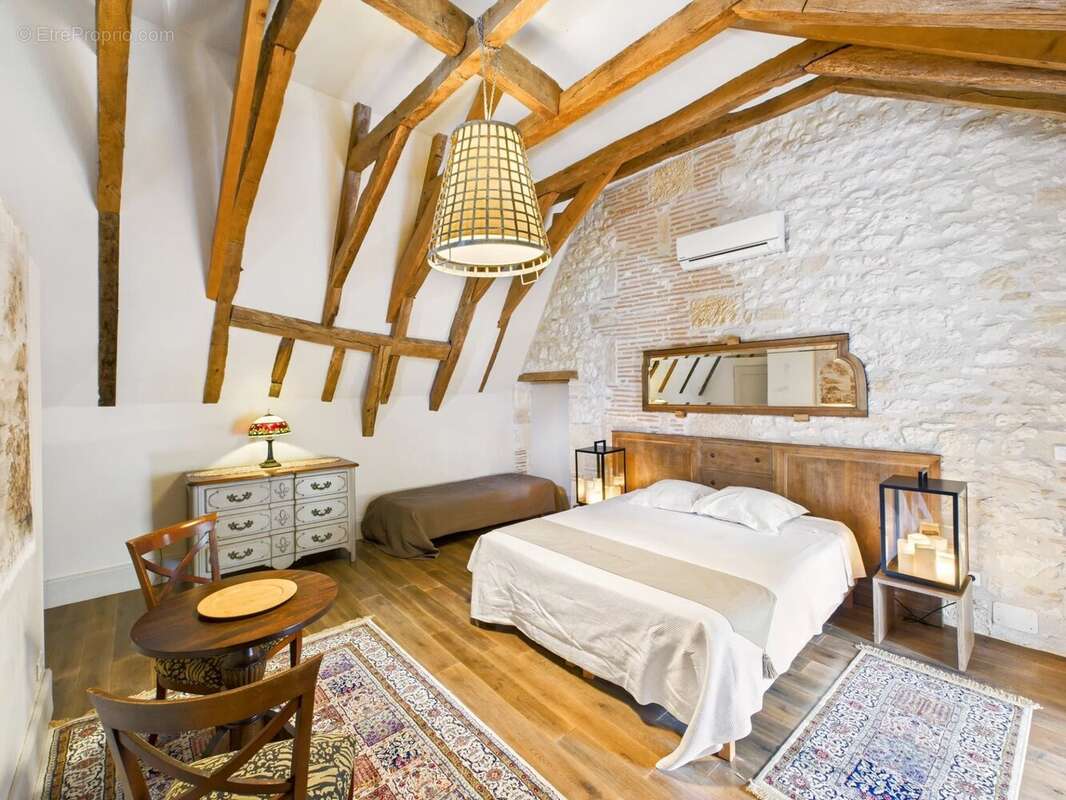 Maison à MONFLANQUIN