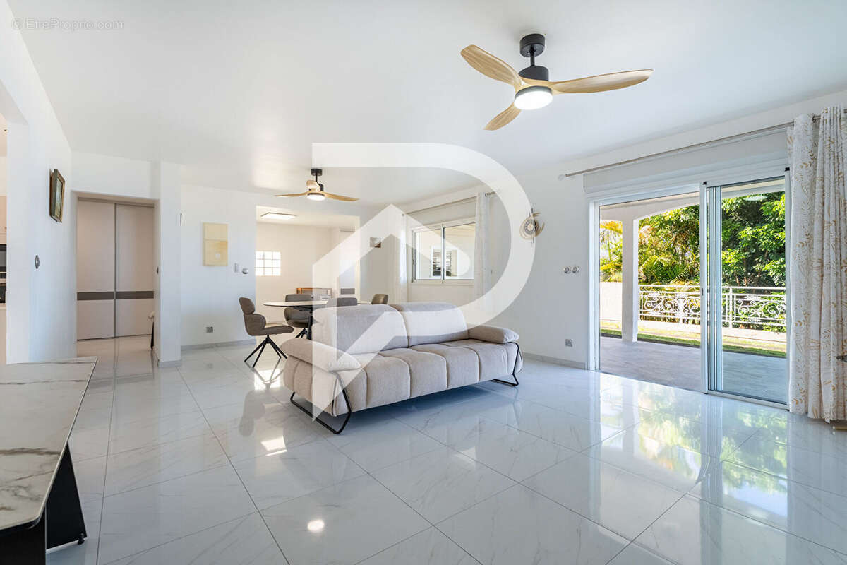 Maison contemporaine avec vue mer et prestations premium - photo 16