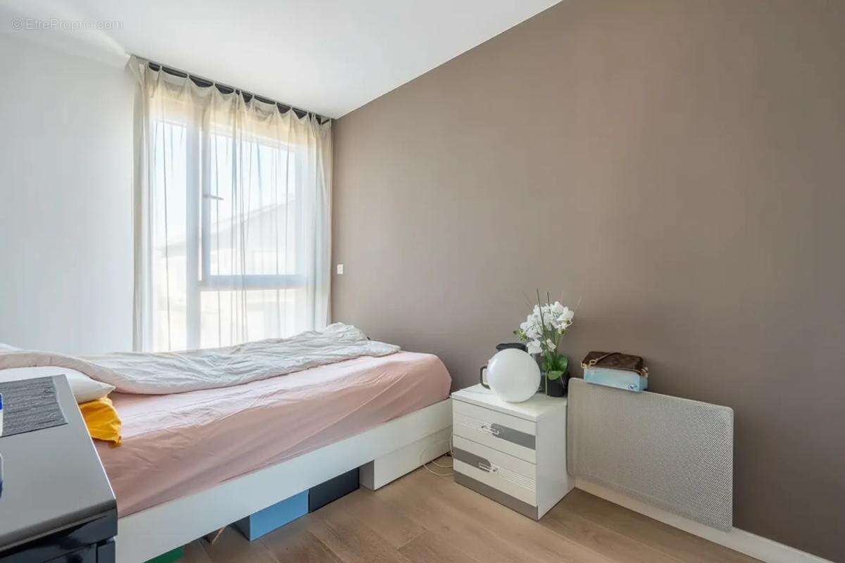 Appartement à ROMAINVILLE