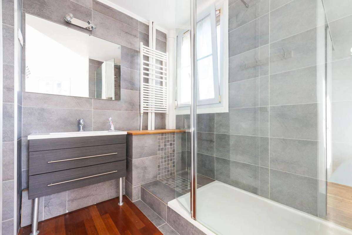 Appartement à COLOMBES