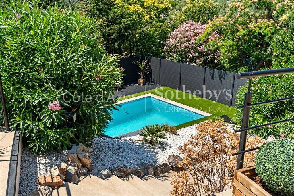 Maison à LES ADRETS-DE-L&#039;ESTEREL