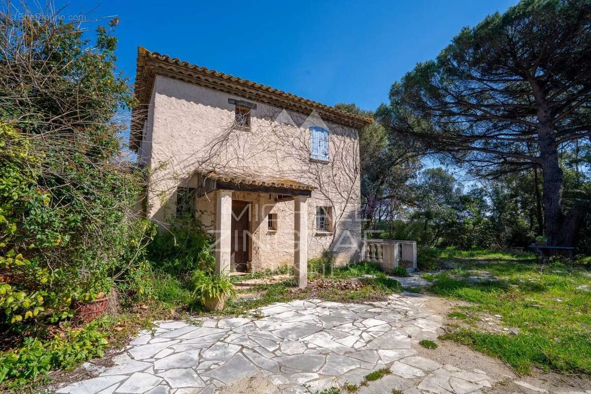 Maison à RAMATUELLE