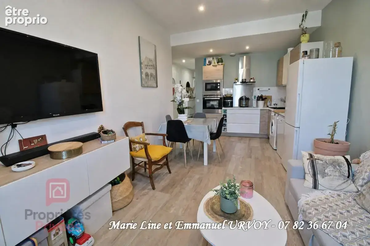 Barbentane 13570 ; Appartement T3 au 1er étage - 52 m² -  parking - - photo 2