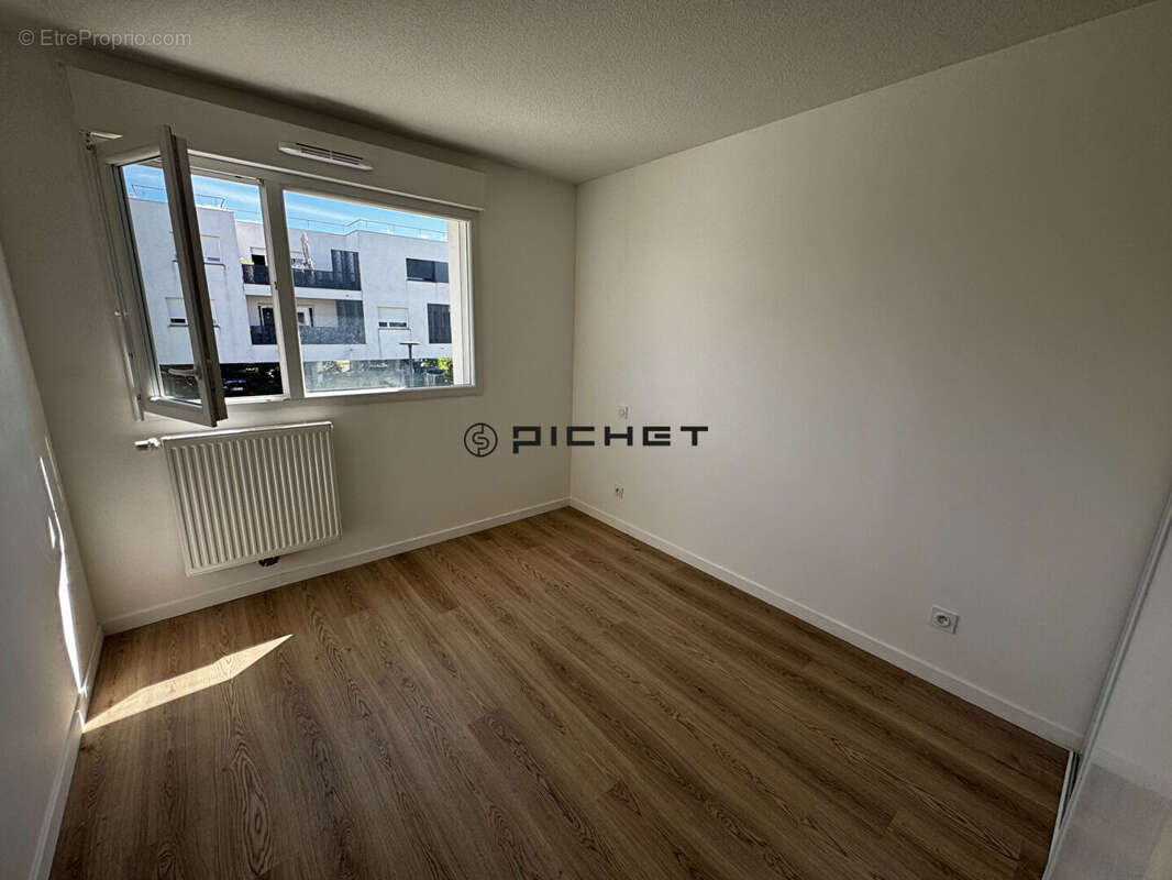 Appartement à VILLENAVE-D'ORNON