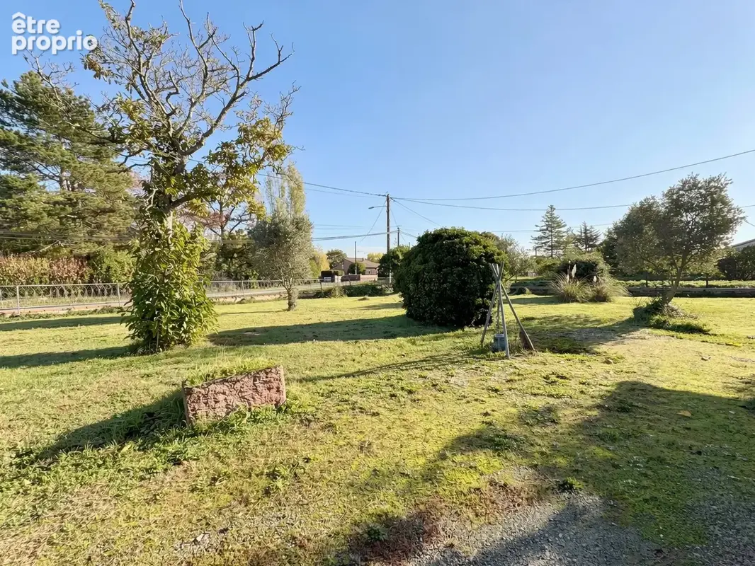 Maison familiale T6 de 205 m2 avec grand jardin - photo 11