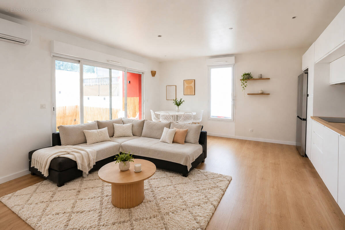 Appartement à MAUGUIO