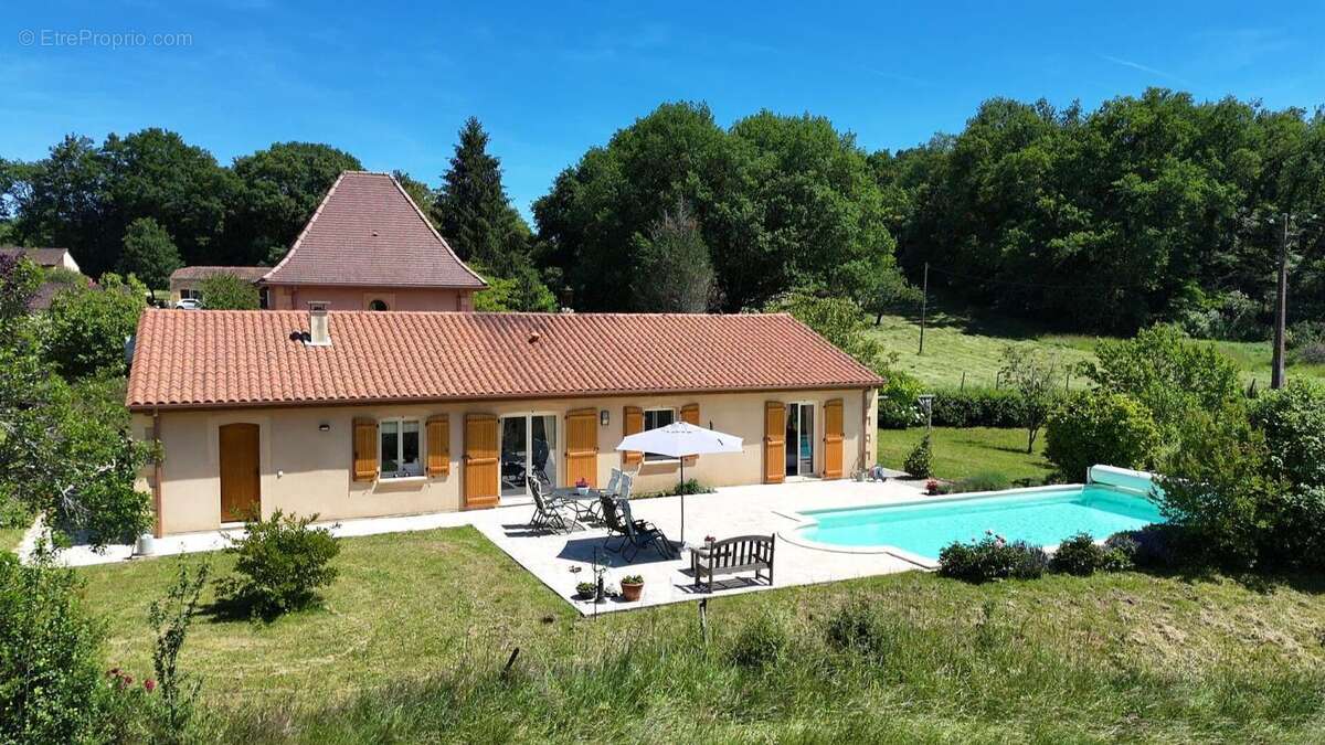 Belle maison contemporaine avec 4 chambres, piscine et garage - photo 2