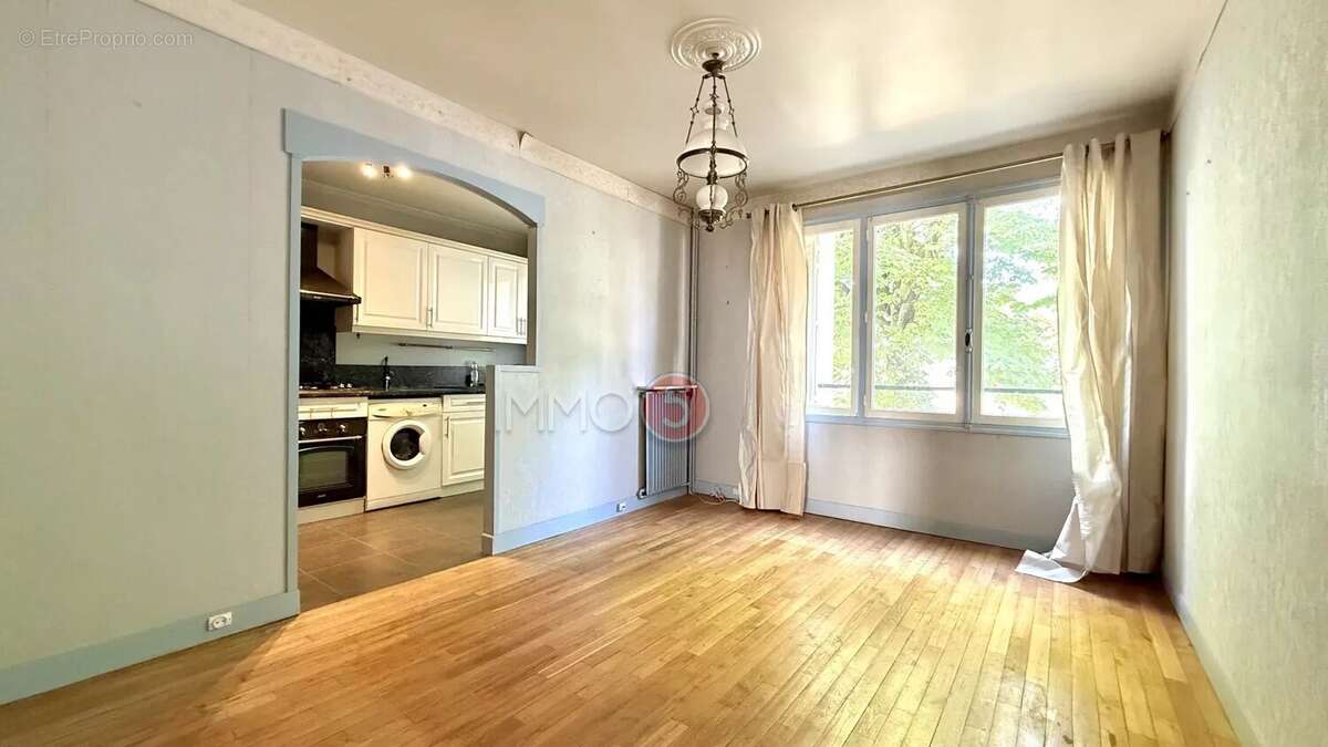 Appartement à LE RAINCY