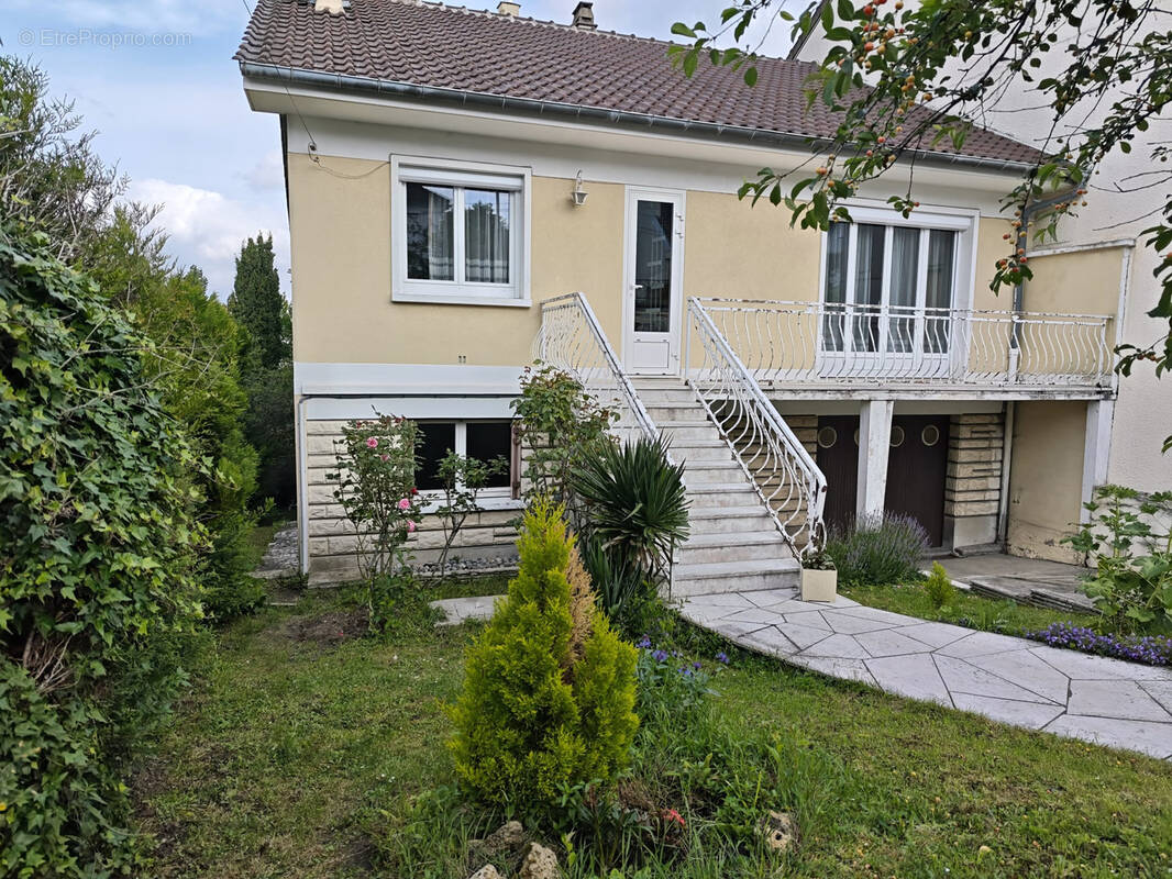 Maison à ROSNY-SOUS-BOIS
