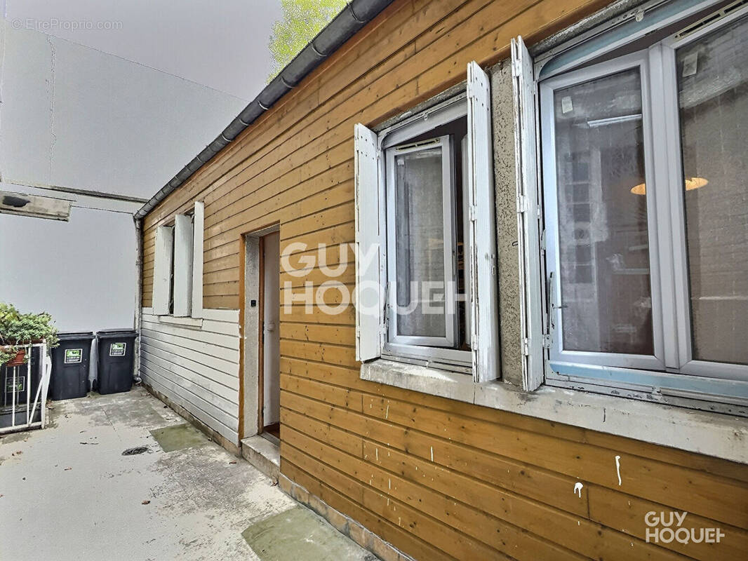 Appartement à AUBERVILLIERS