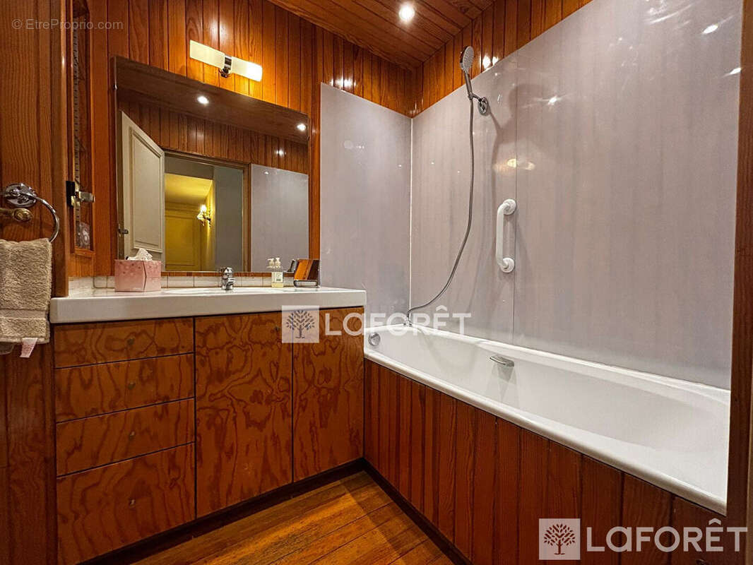 Appartement à BOULOGNE-BILLANCOURT