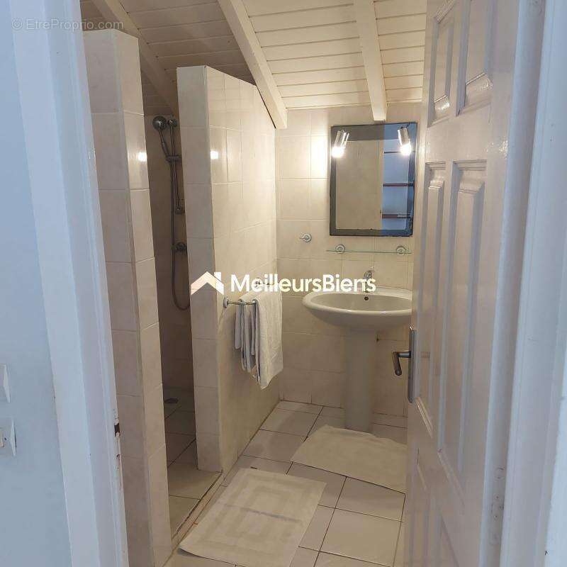 Maison à TERRE-DE-HAUT