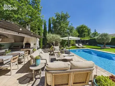 Maison 6 pièces 260 m² à vendre à Callian (83440) - photo 2