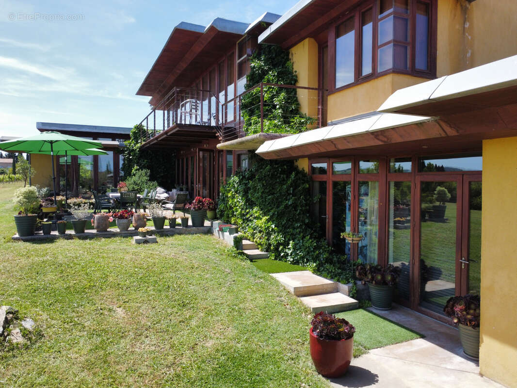 Maison à COUFFOULENS