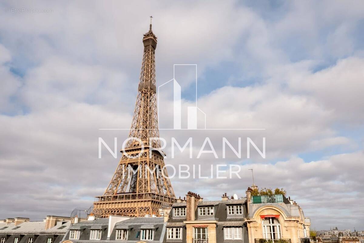 Appartement à PARIS-16E