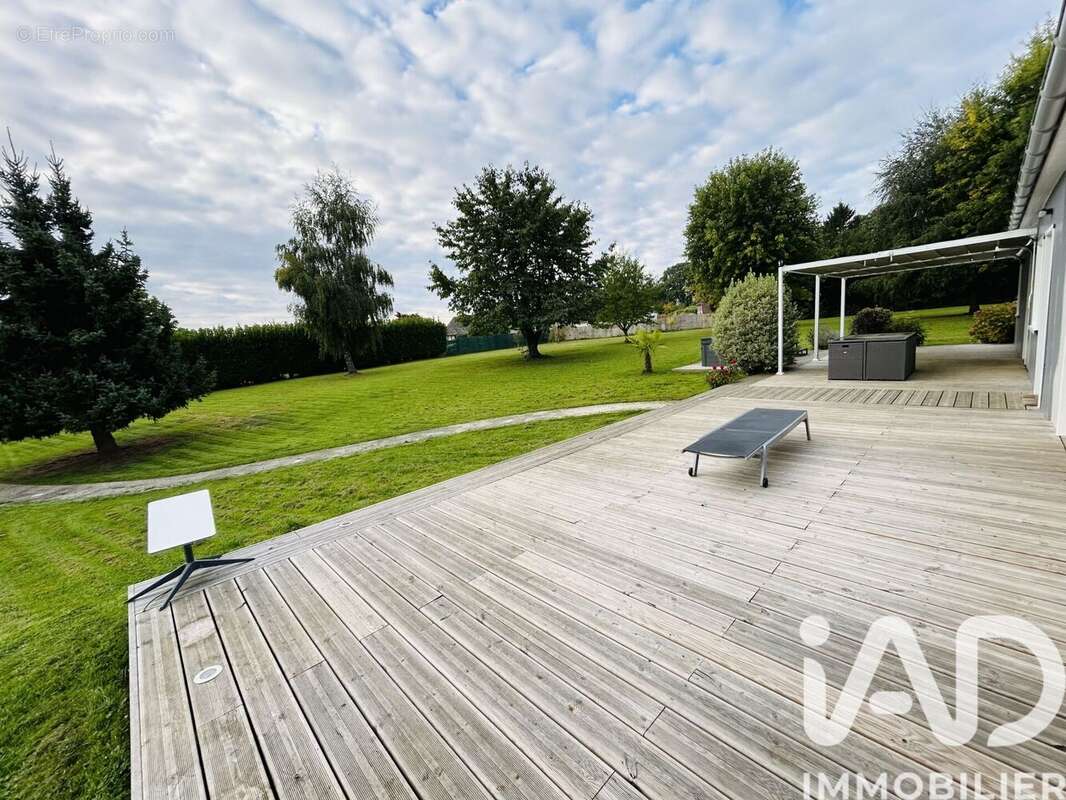 Maison 186 m² à Saint-Paer  - photo 6
