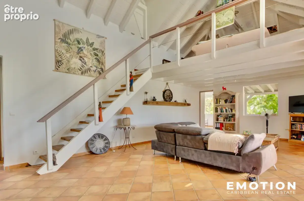 Villa 4 pièces +Mezzanine et 3 bungalows  à Saint-François - photo 6