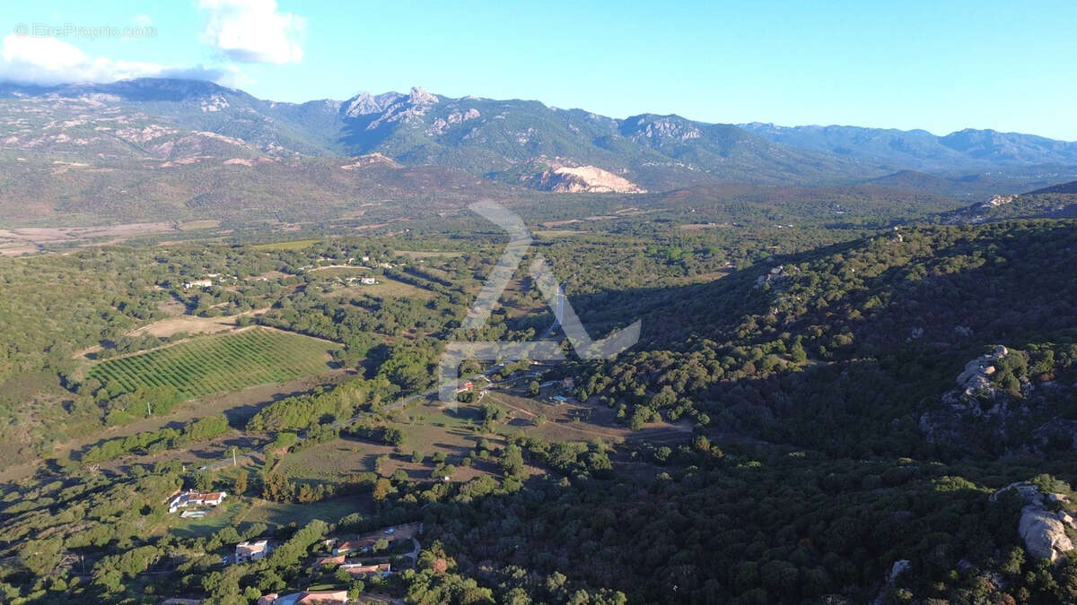 Terrain à FIGARI