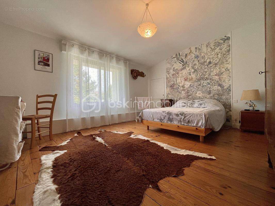 Maison à MAUZE-SUR-LE-MIGNON