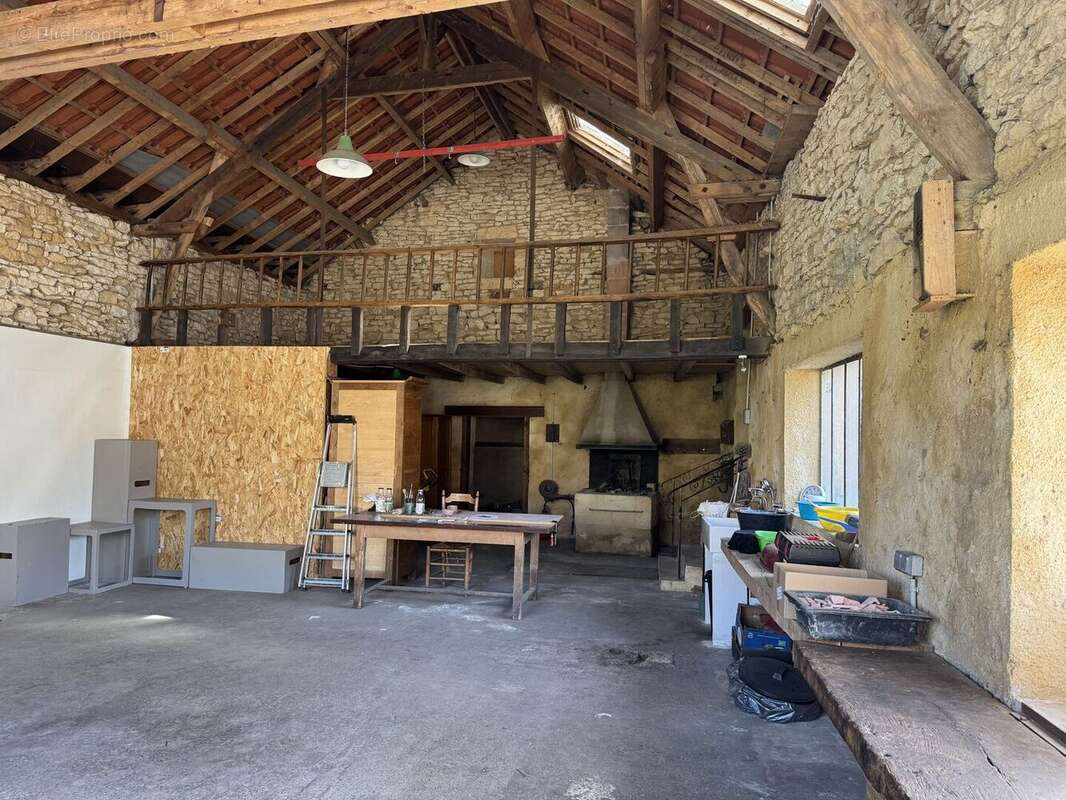 IMG2455 - Maison à MEYRALS