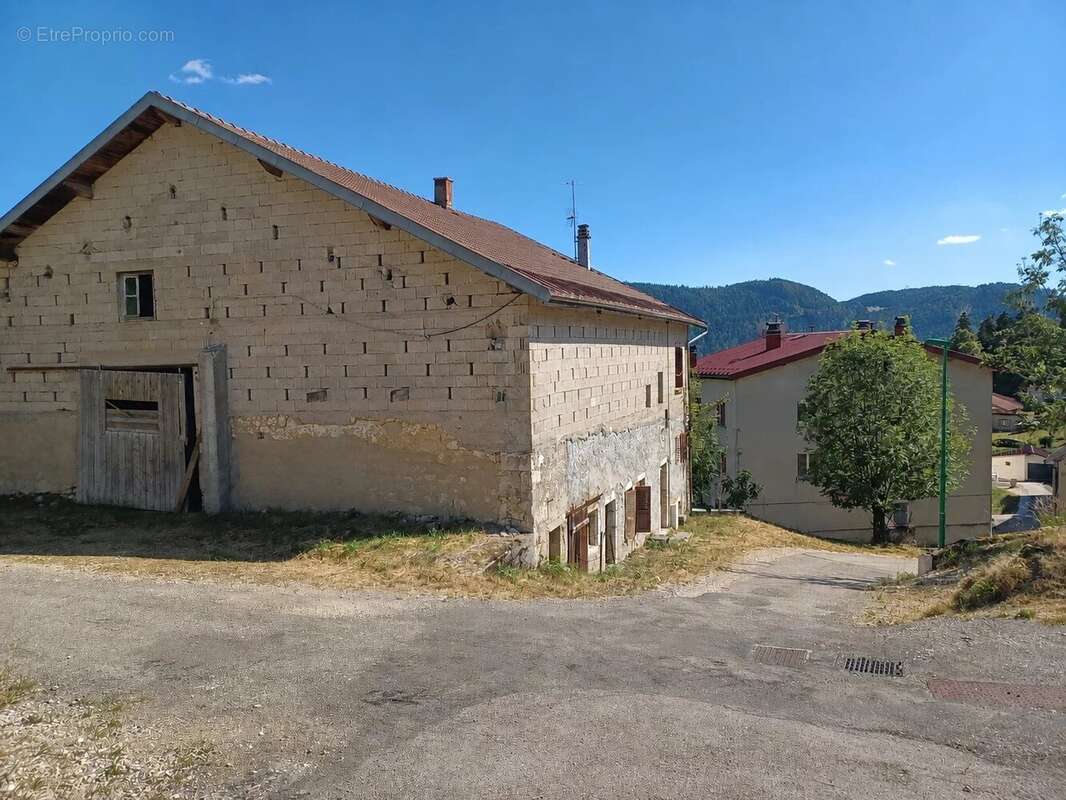 Maison à SEPTMONCEL
