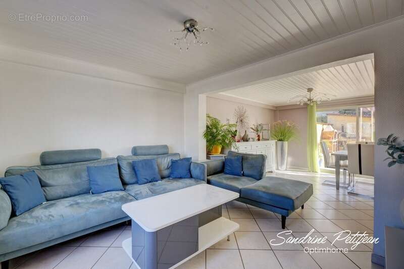 Maison à SAINT-ANDRE-DE-CORCY