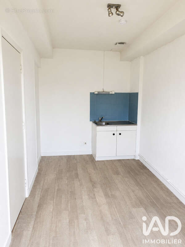 Photo 3 - Maison à PETIT-COURONNE