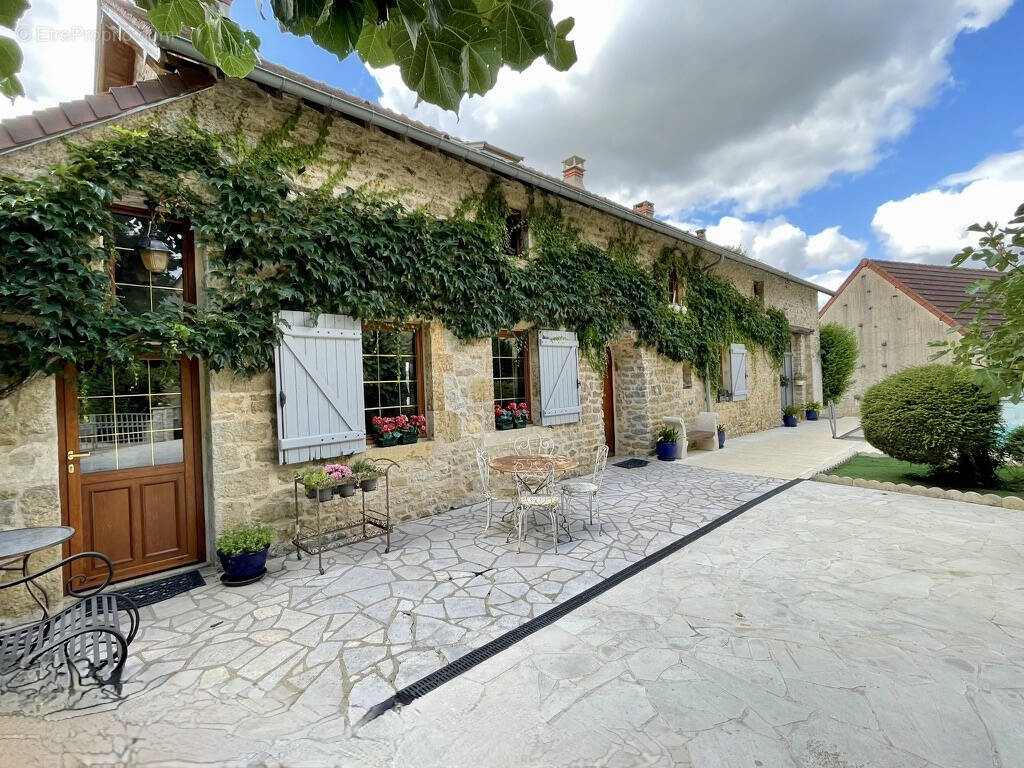 Maison à VEZELAY
