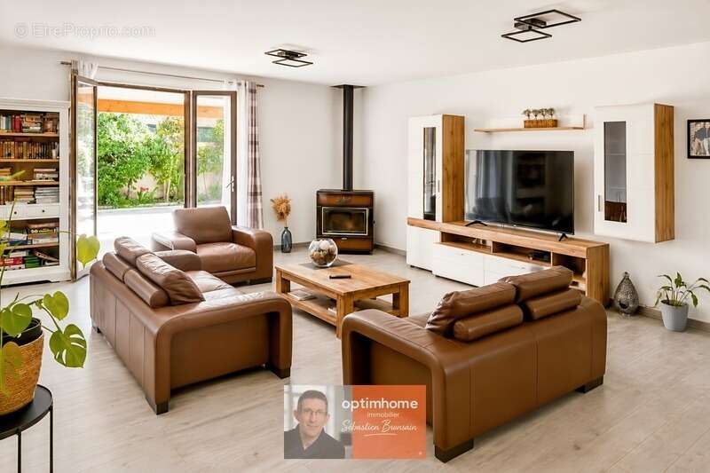 Ghisonaccia – maison familiale avec piscine, jacuzzi et panneaux solaires - photo 13