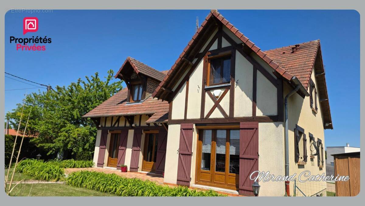 Maison à CHARMONT-SOUS-BARBUISE