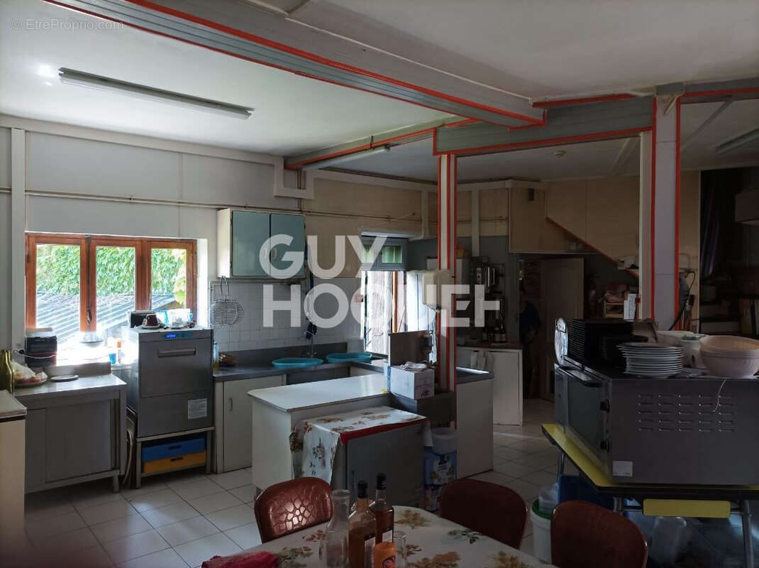 Commerce à ALLIGNY-EN-MORVAN