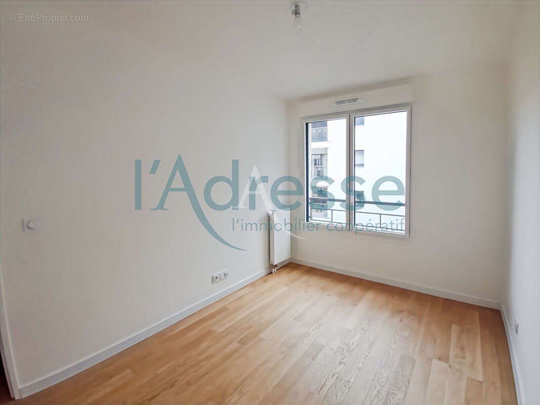 Appartement à SURESNES