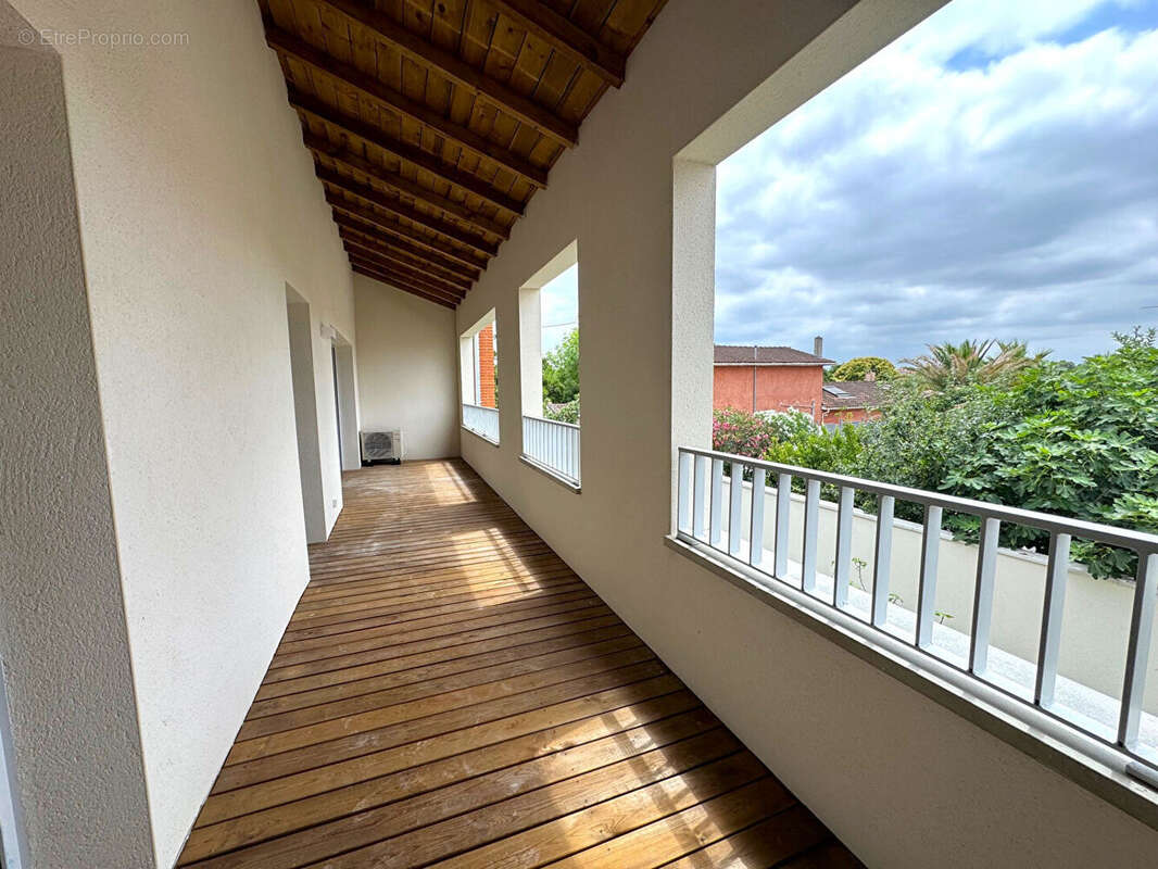 Appartement Toulouse 5 pièces de 128m² + 17m² de Balcon + 2 Parking ! BORDEROUGE - photo 2