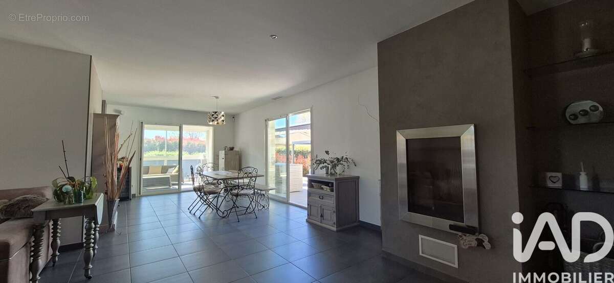 Maison 136 m² à Saint-Bauzille-De-Putois  - photo 4