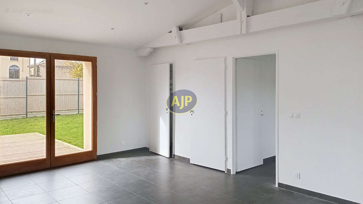 Maison à SAINT-VIVIEN-DE-MEDOC