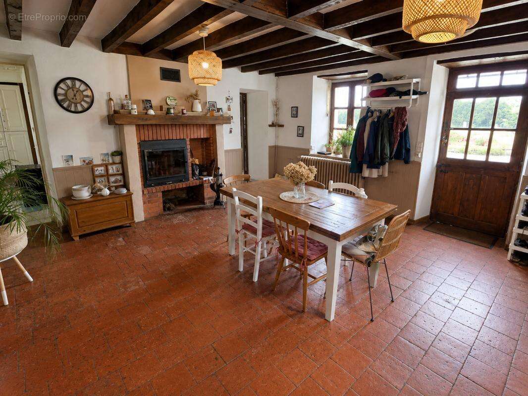 Maison à MAREIL-EN-CHAMPAGNE