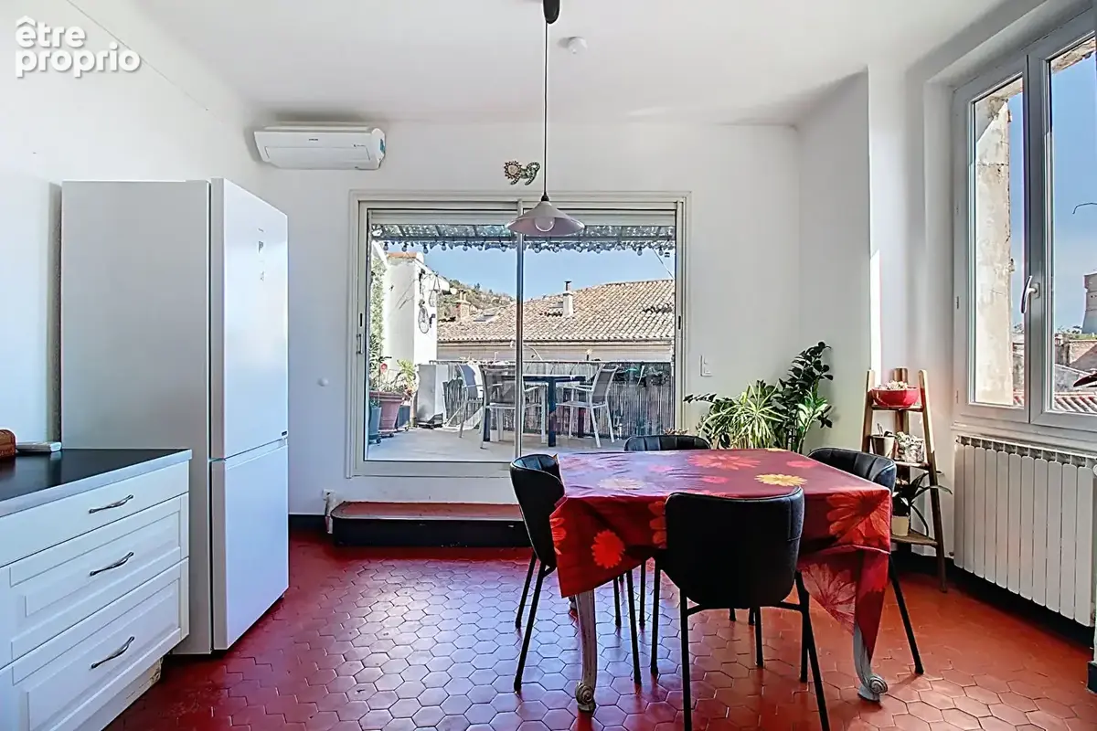 À VENDRE EN EXCLUSIVITÉ à DRAGUIGNAN Appartement 114 m² en dernier étage 3/4 chambres - photo 5