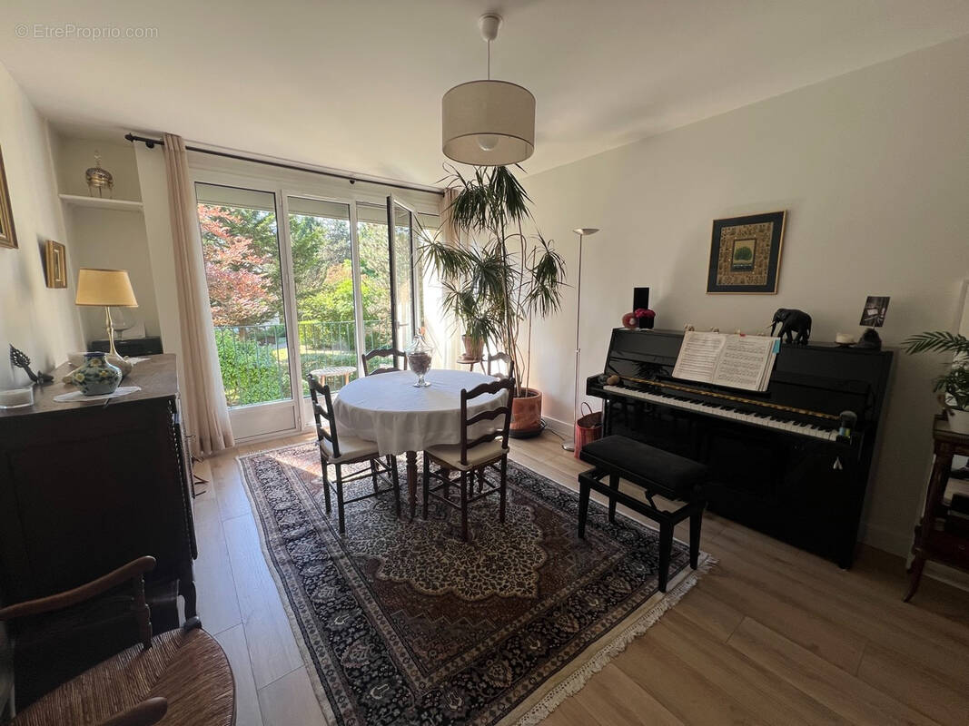 Appartement à MAISONS-LAFFITTE
