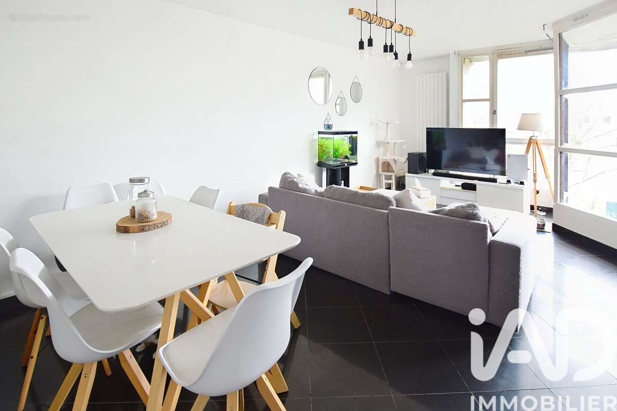 Photo 2 - Appartement à NOISIEL