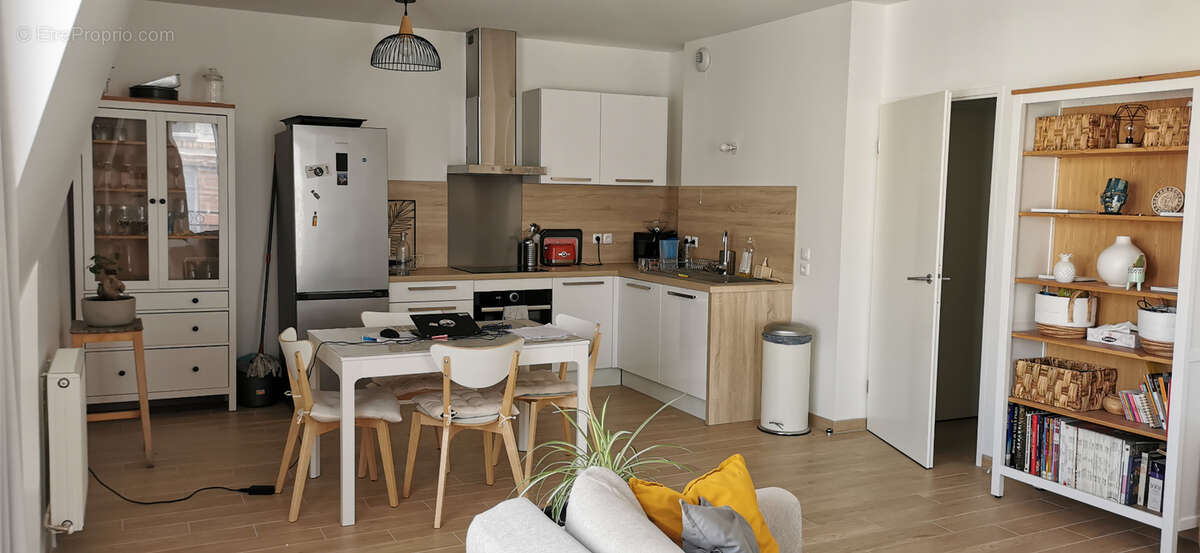 Appartement à LA GARENNE-COLOMBES