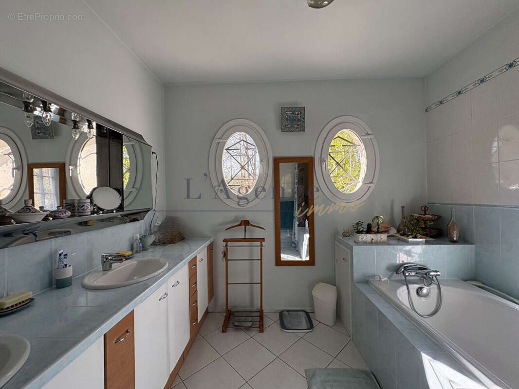 Maison à LAMORLAYE