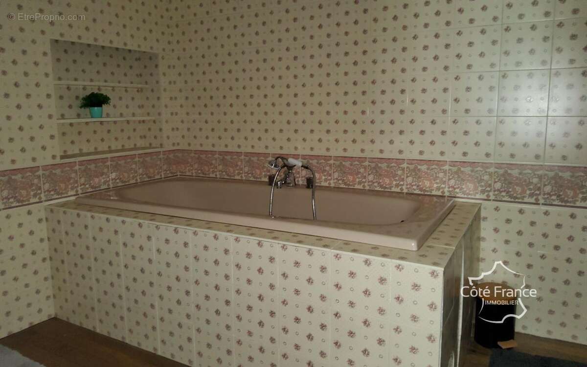 Maison à MONTHERME