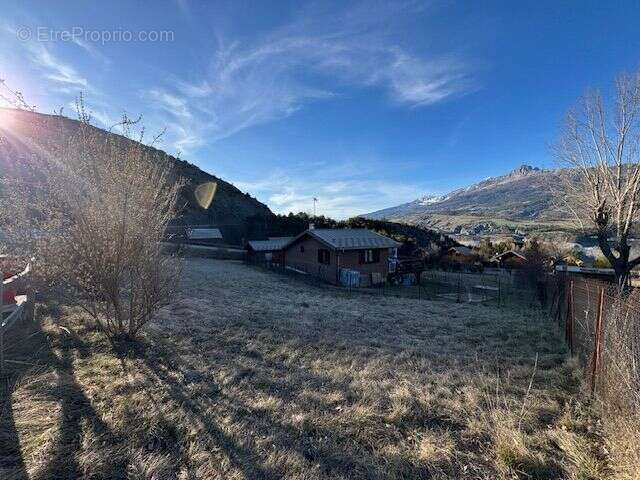 Terrain à SAVINES-LE-LAC