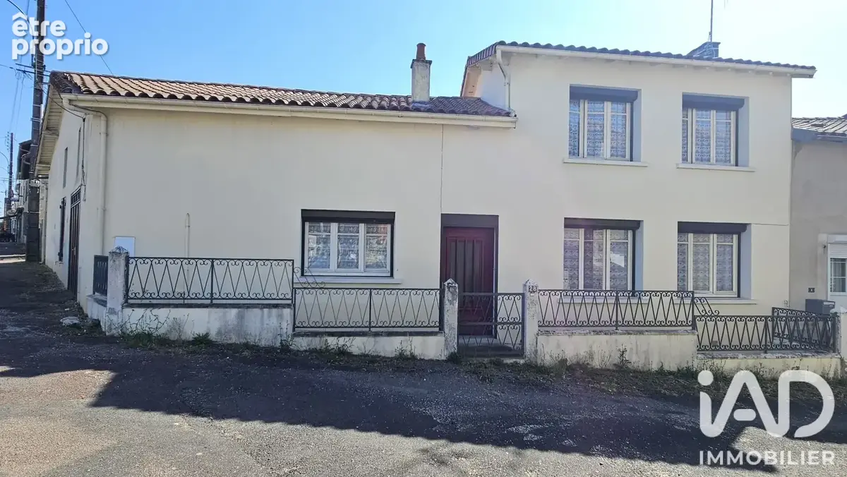 Photo 1 - Maison à RUFFEC