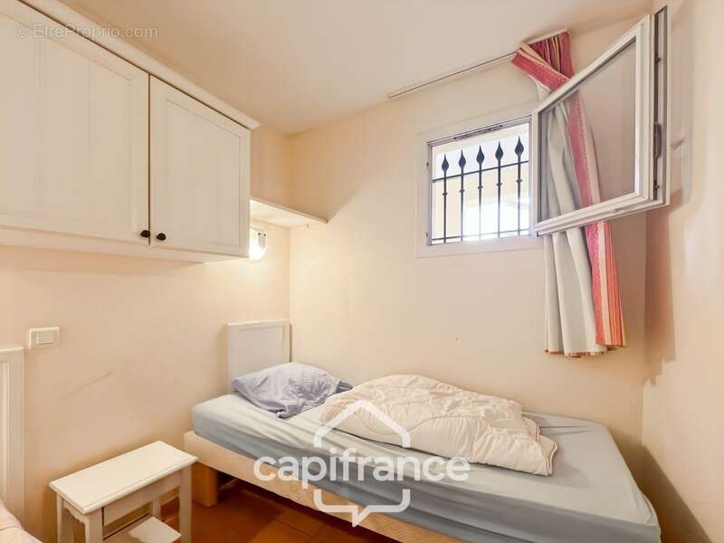 Pont royal en provence appartement de  27 m2 vue luberon une chambre meuble equipe - photo 17