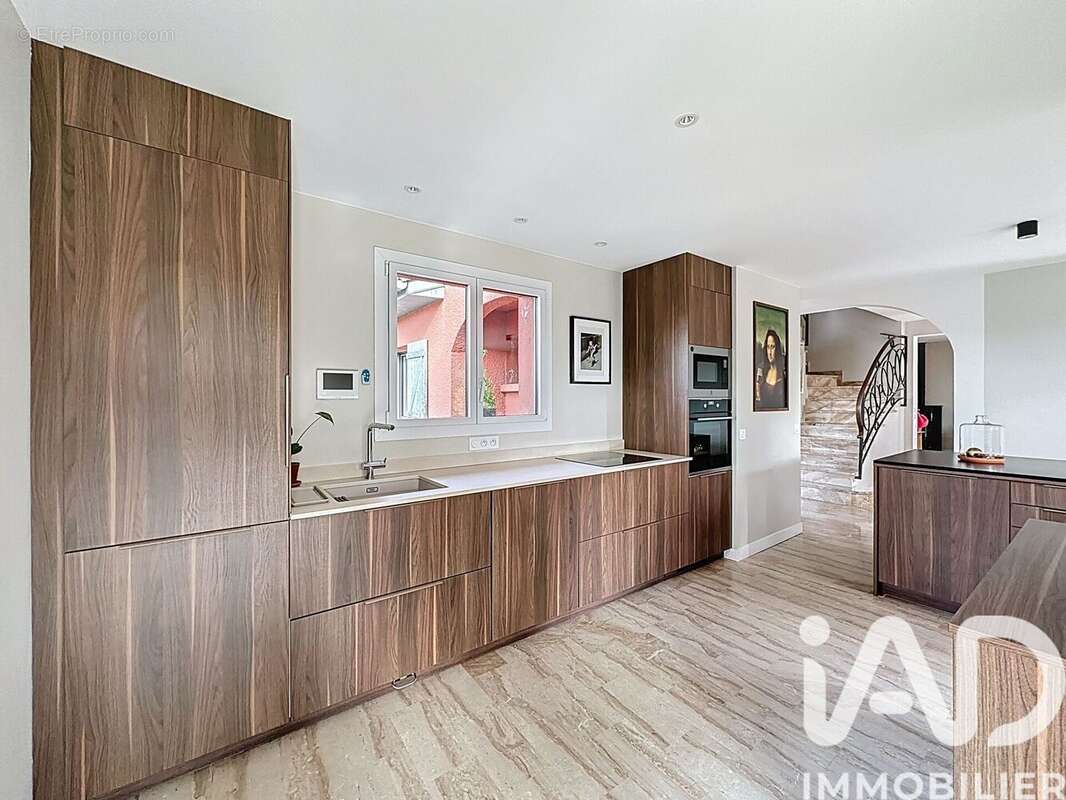 Photo 8 - Maison à DARDILLY