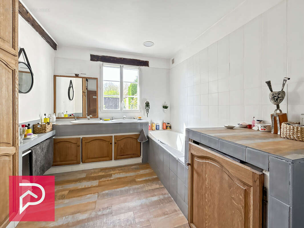 Maison à LA NEUVE-LYRE