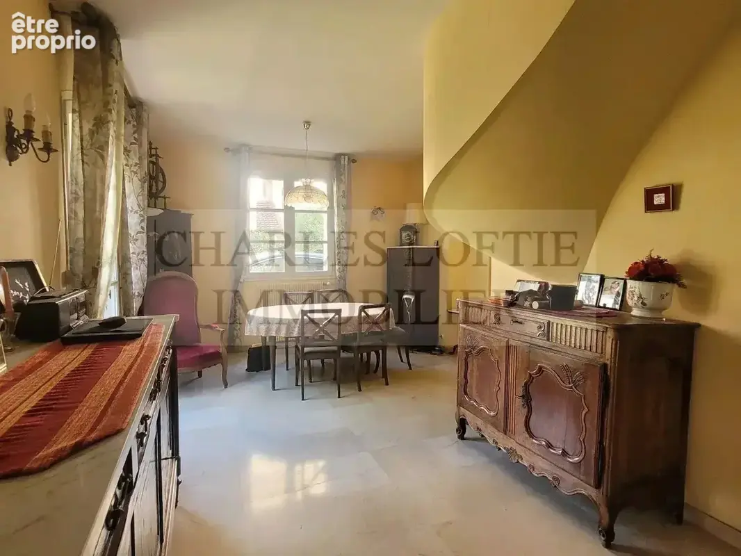 Immeuble de 3 logements, dépendances et jardin à Cahors. - photo 3