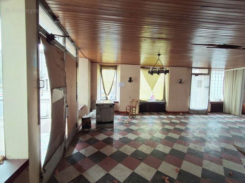 Maison à vendre 14 pièces ROCHEPAULE (07) - photo 9